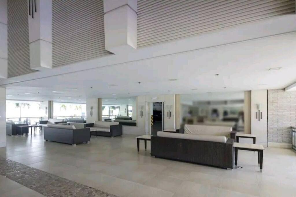 Cherolds Place Lovely 1 Bedroom Condo With Balcony 마닐라 외부 사진