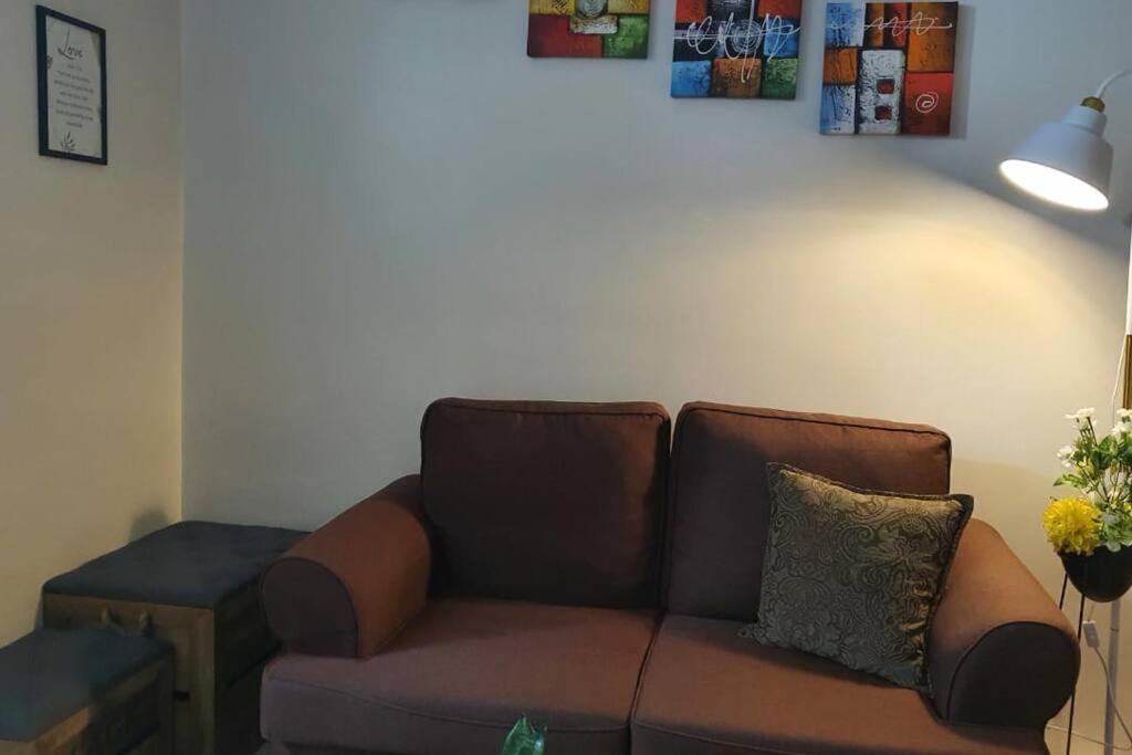 Cherolds Place Lovely 1 Bedroom Condo With Balcony 마닐라 외부 사진