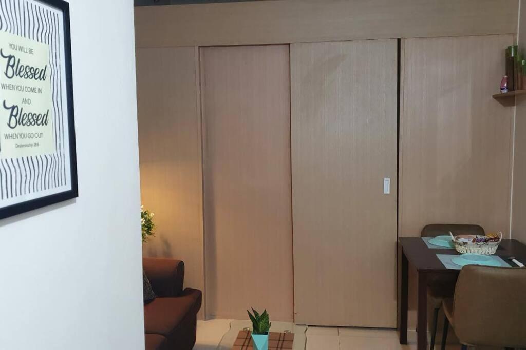 Cherolds Place Lovely 1 Bedroom Condo With Balcony 마닐라 외부 사진